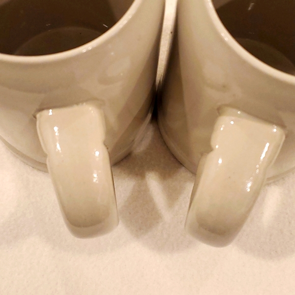 2 Hofbrauhaus Munchen Mugs - Picture 8 of 9